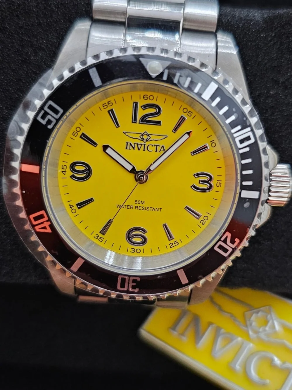 Invicta Specialty Rowan Stainless Steel Dive Watch Unisex 40mm